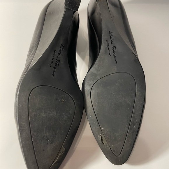 Salvatore Ferragamo Black leather wedges! - Picture 3 of 5